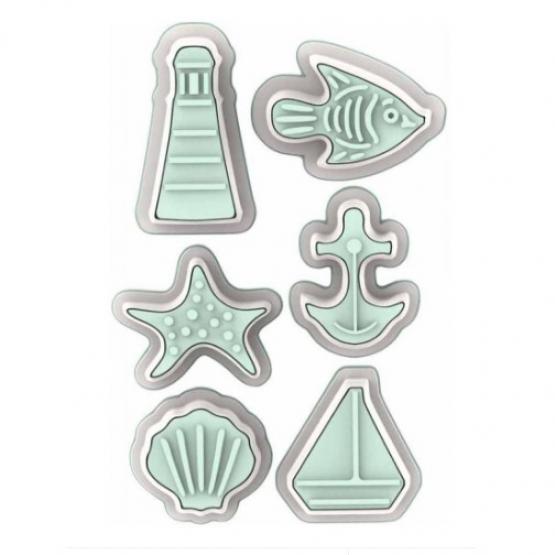 6 niebieskich foremek do ciastek