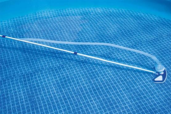 Zestaw do czyszczenia basenu mark Bestway 