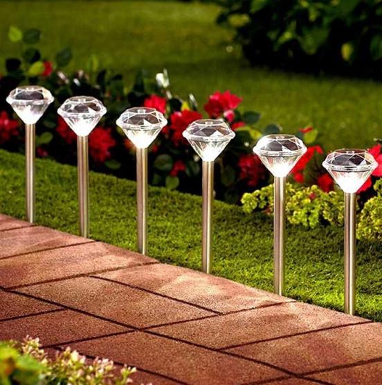 LAMPA SOLARNA ZE STALI NIERDZEWNEJ