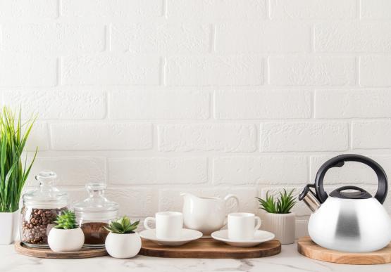 CZAJNIK ZE STALI NIERDZEWNEJ 3 L CLASSIC