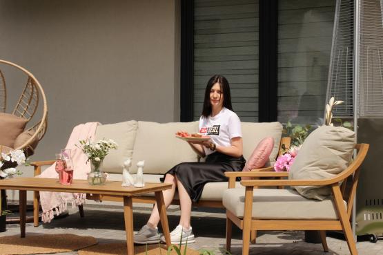 Zestaw Mebli Aluminiowych Nikozja Garden Line – Beżowy Sofa 3-osobowa + 2 Fotele + Stolik