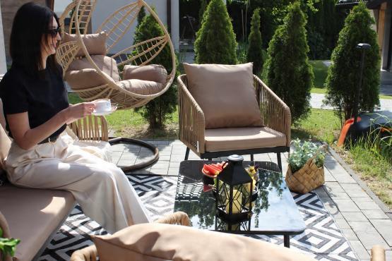 Zestaw Mebli Ogrodowych z Plecionej Liny Garden Line Beżowy + Beżowe Poduszki (2 Fotele + Sofa + Stolik)