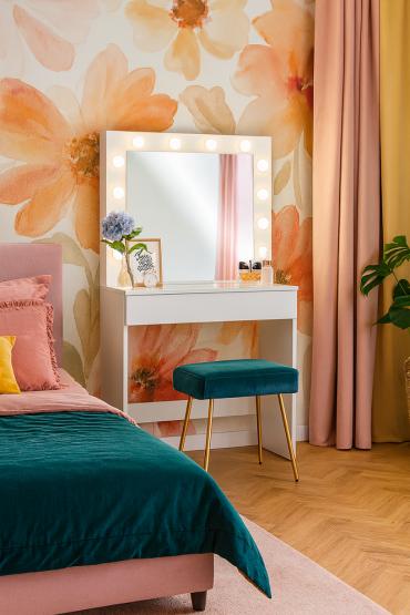 TOALETKA DO WIZAŻU BIAŁA Z OŚWIETLENIEM 80 X 40 X 140 CM