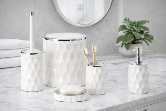 ZESTAW ŁAZIENKOWY OKRĄGŁY 5 ELEM. BIAŁY ZESTAW ŁAZIENKOWY OKRĄGŁY 5 ELEM. BIAŁY