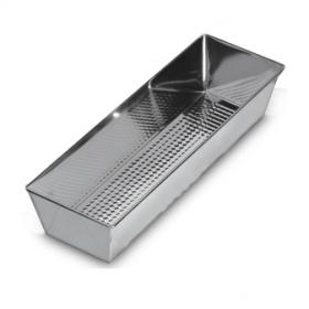 Uniwersalna brytfanna fakturowana do pieczenia w kolorze srebrnym. Produkt posiada świadectwo jakości zdrowotnej.