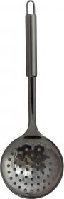 Praktyczna i wielofunkcyjna szumówka, dzięki której bez problemu zbierzesz powstałą pianę i zanieczyszczenia z gotującej się zupy. Narzędzie to przyda się także podczas nakładania frytek, warzyw czy pierogów. Wykonana z wysokiej jakości stali, odpornej na wysokie temperatury. Poręczna i wygodna w użytkowaniu. Posiada końcówkę umożliwiająca zawieszenie.