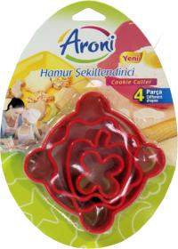 Komplet 4 foremek powoli na stworzenie ciekawych i oryginalnych wypieków. W zestawie znajdują się m.in taki kształt jak kwiatek czy jabłko. Foremki są proste w użyciu i bezpieczne co pozwala na zaangażowanie do wycinania dzieci. Pieczenie ciastek o niebanalnych kształtach stanie się świetną zabawą.