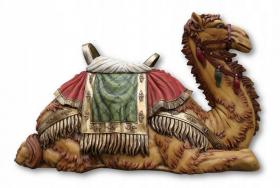 FIGURA WIELBŁĄD KLĘCZĄCY 74 x 28 x 43 cm  (do zestawu 100 cm)