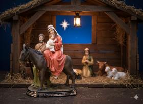 FIGURA BOŻONARODZENIOWA  ŚWIĘTA RODZINA NA OSIOŁKU 117 x 61 x 150 CM